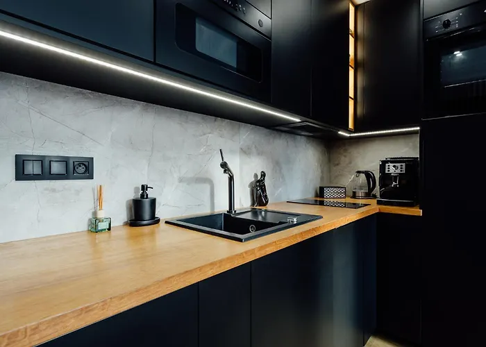 Diana - Free Parking