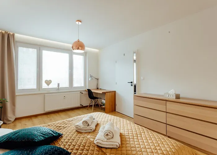 Diana - Free Parking דירה